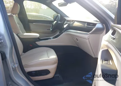 2025 Jeep Grand Cherokee L Limited 4X2 из США, поврежденный, VIN 1C4RJJBGXS8633985